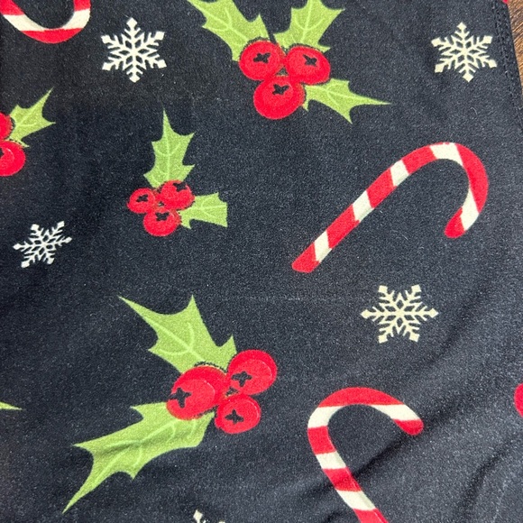 LuLaRoe fun colorful leggings - Christmas, Halloween, ice cream/summer bundle - Picture 3 of 8